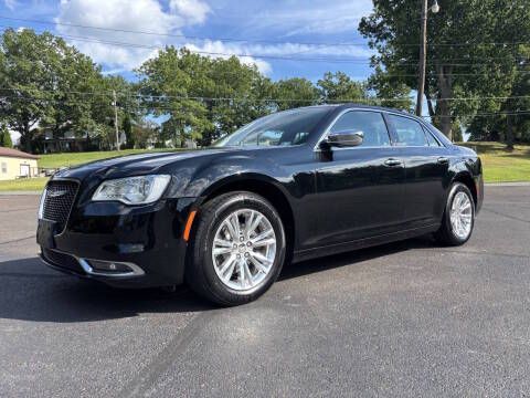 2016 Chrysler 300 300C RWD photo
