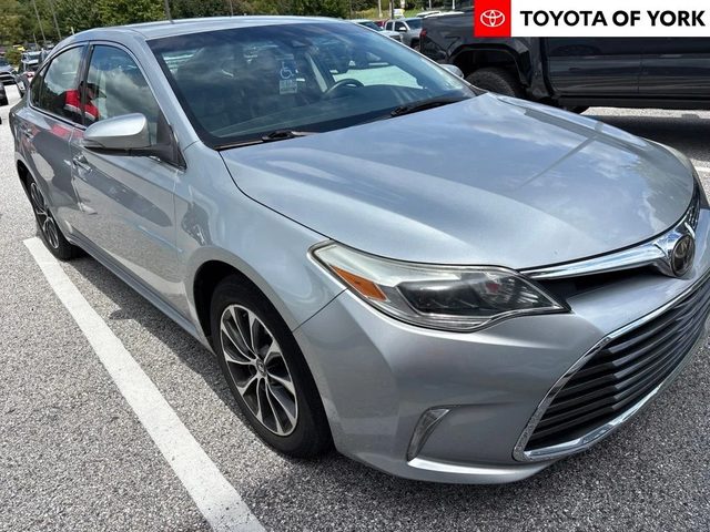 2018 Toyota Avalon XLE FWD photo