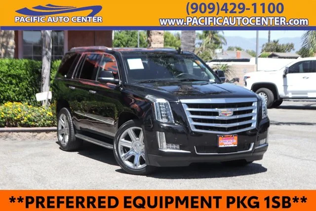 2017 Cadillac Escalade Luxury 4WD photo