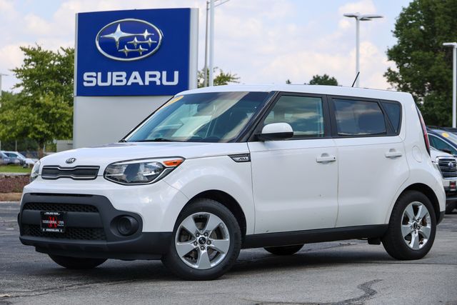 2017 Kia Soul Base FWD photo