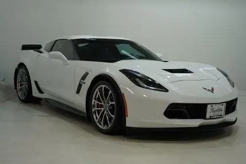 2018 Chevrolet Corvette Grand Sport 2LT RWD photo