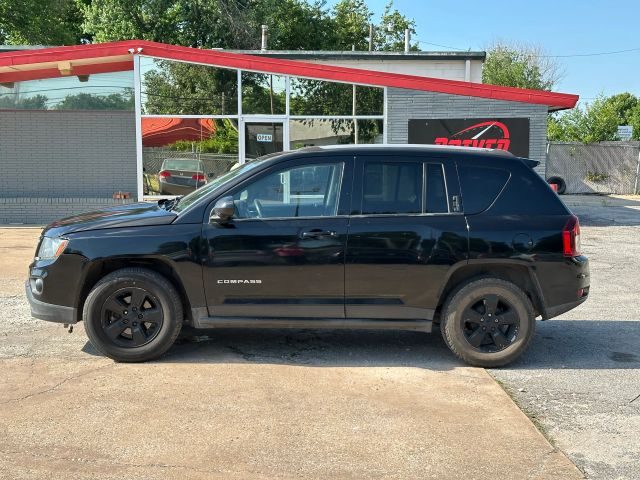2016 Jeep Compass Latitude FWD photo
