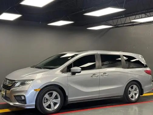 2018 Honda Odyssey EX-L FWD photo