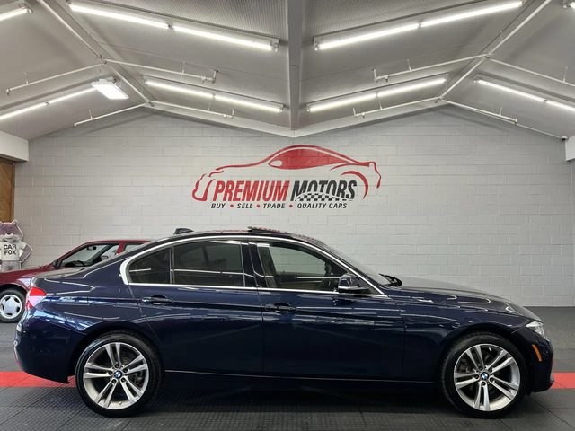 2017 BMW 3 Series 330i xDrive AWD photo