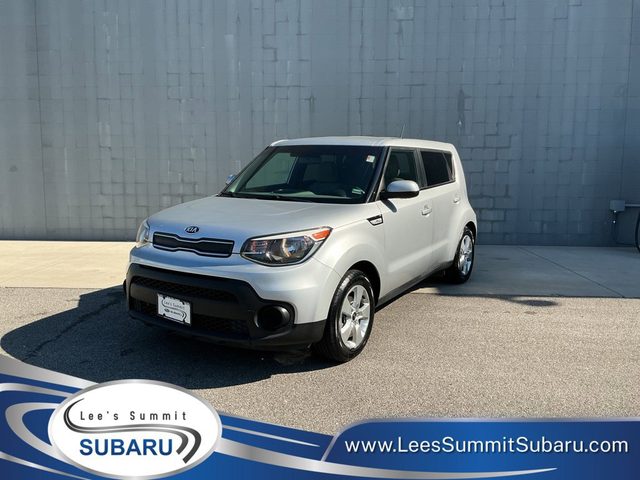 2017 Kia Soul Base FWD photo