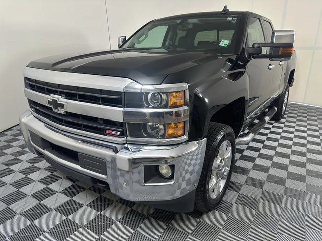 2018 Chevrolet Silverado 2500HD LTZ 4WD photo