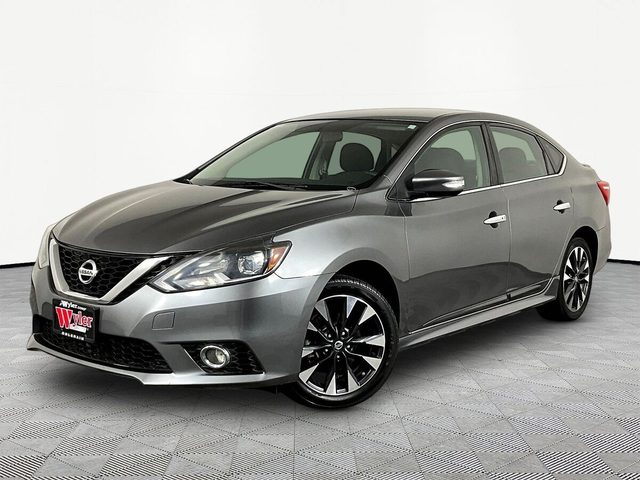 2017 Nissan Sentra SR FWD photo