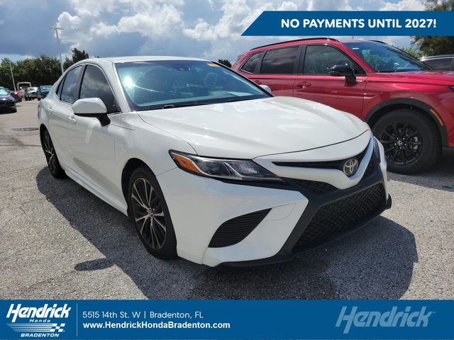 2018 Toyota Camry SE FWD photo