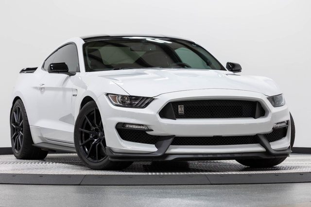 2017 Ford Mustang Shelby GT350 RWD photo
