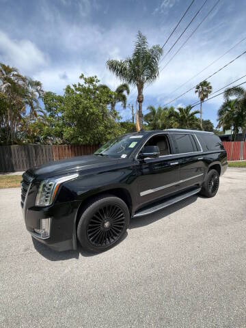 2017 Cadillac Escalade ESV Luxury RWD photo