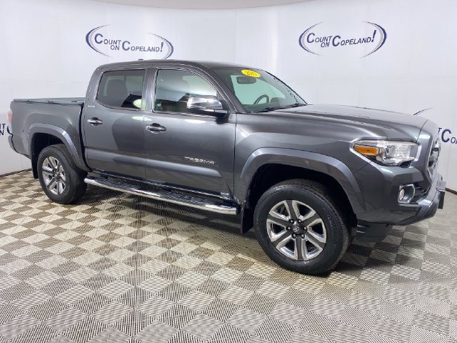 2017 Toyota Tacoma Limited 4WD photo
