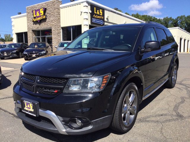 2017 Dodge Journey Crossroad Plus AWD photo