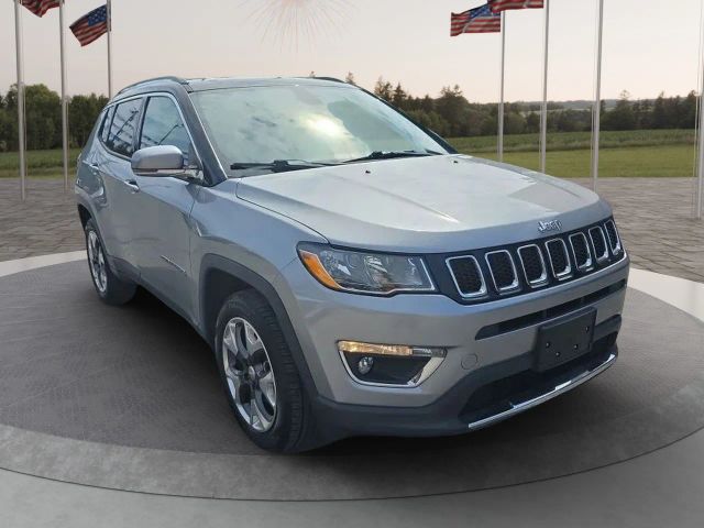 2018 Jeep Compass Limited 4WD photo