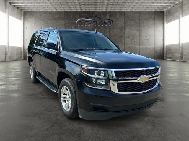 2017 Chevrolet Tahoe LT 4WD photo