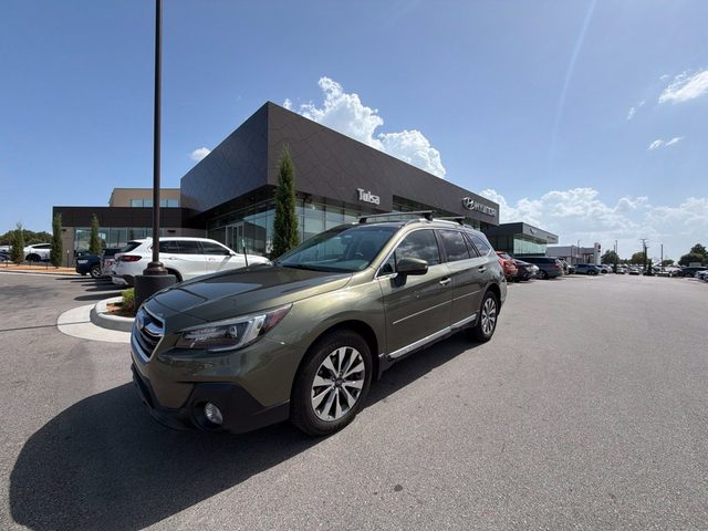 2018 Subaru Outback Touring AWD photo