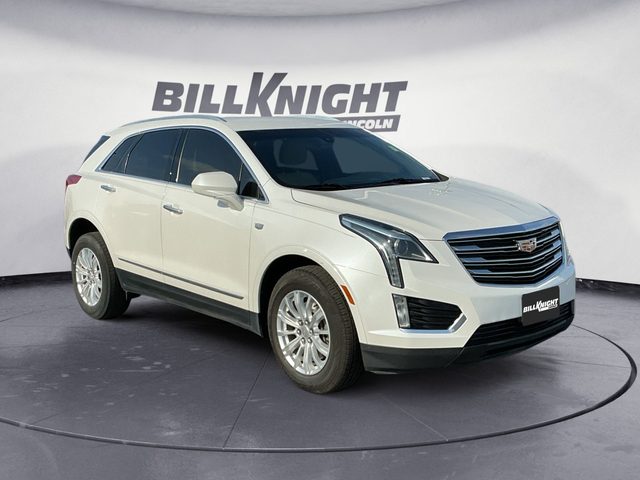 2017 Cadillac XT5 FWD FWD photo