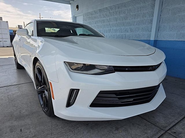 2018 Chevrolet Camaro 1LT RWD photo