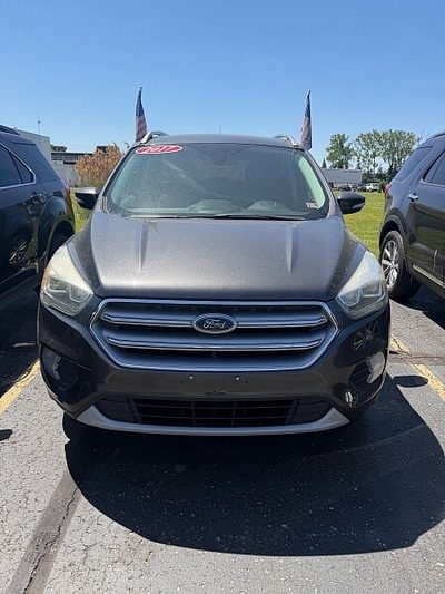 2017 Ford Escape Titanium FWD photo