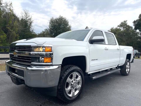 2017 Chevrolet Silverado 2500HD LT 4WD photo