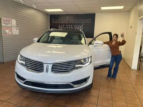 2017 Lincoln MKX Reserve AWD photo