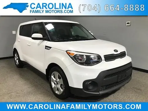 2017 Kia Soul Base FWD photo