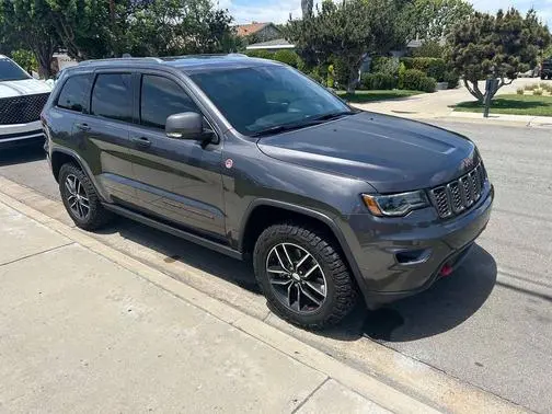 2017 Jeep Grand Cherokee Trailhawk 4WD photo