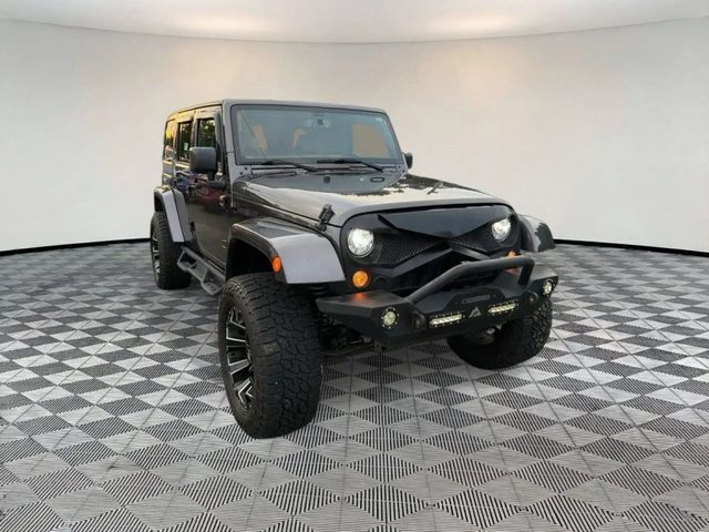 2017 Jeep Wrangler Unlimited Sahara 4WD photo