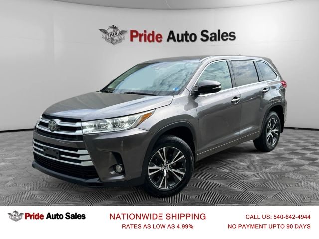 2017 Toyota Highlander LE Plus AWD photo