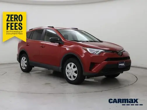 2017 Toyota RAV4 LE AWD photo