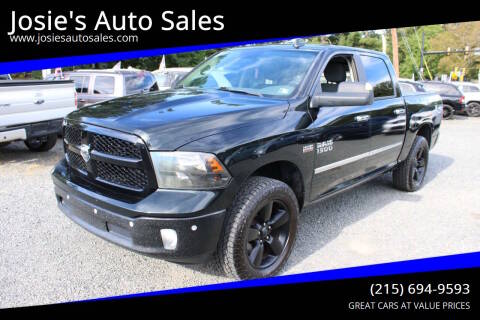 2017 Ram 1500 Big Horn 4WD photo