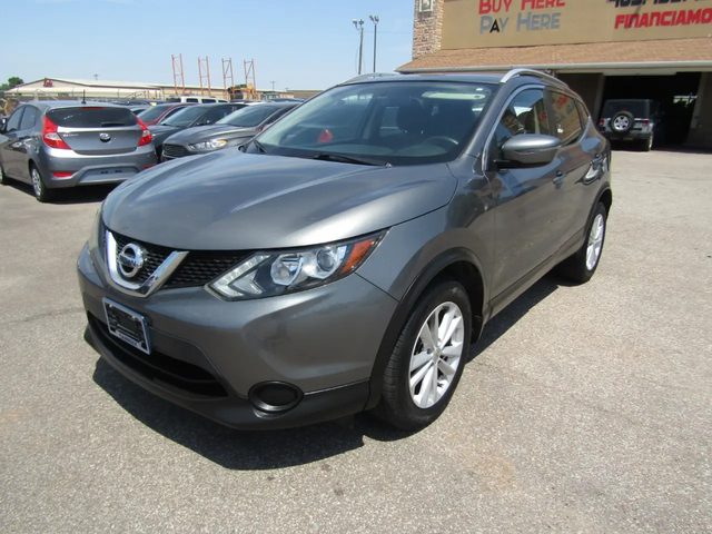 2017 Nissan Rogue Sport SV FWD photo
