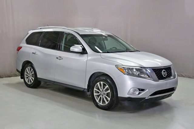 2015 Nissan Pathfinder S 4WD photo