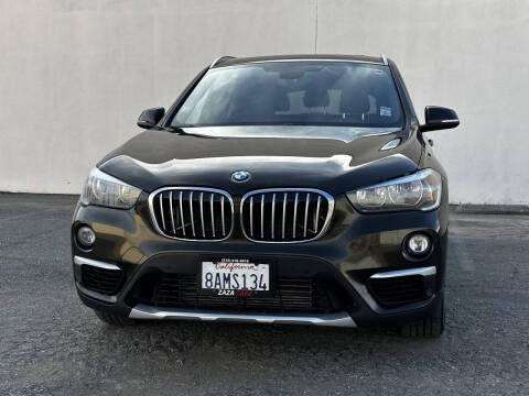 2017 BMW X1 xDrive28i AWD photo