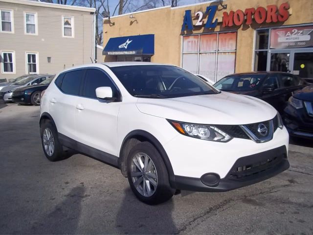 2017 Nissan Rogue Sport S FWD photo