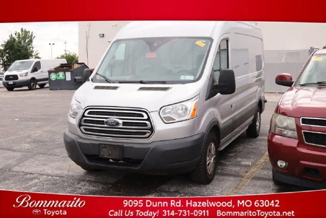 2017 Ford Transit Van  RWD photo