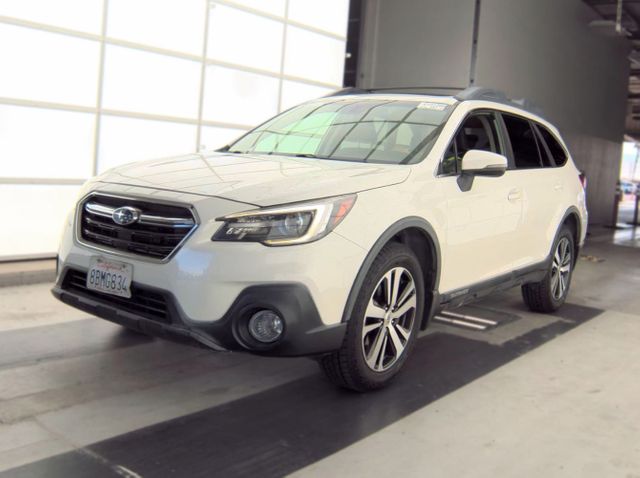 2018 Subaru Outback Limited AWD photo