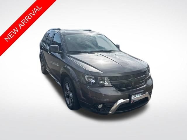 2017 Dodge Journey Crossroad Plus AWD photo