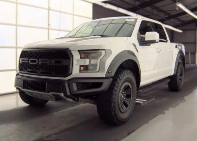 2018 Ford F-150 Raptor 4WD photo