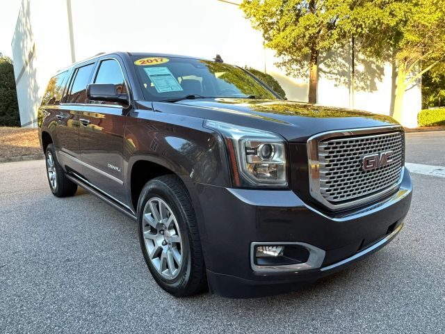 2017 GMC Yukon XL Denali RWD photo