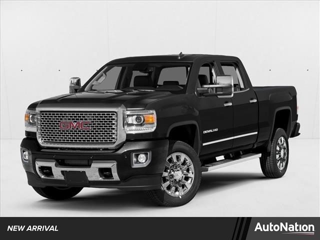 2017 GMC Sierra 2500HD Denali 4WD photo