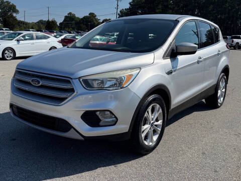 2017 Ford Escape SE FWD photo