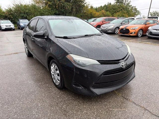 2017 Toyota Corolla LE FWD photo