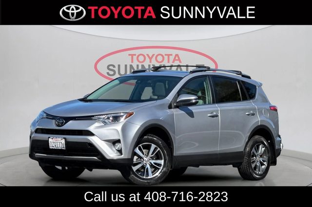 2017 Toyota RAV4 XLE FWD photo
