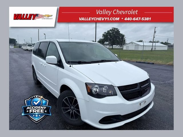 2017 Dodge Grand Caravan SE Plus FWD photo