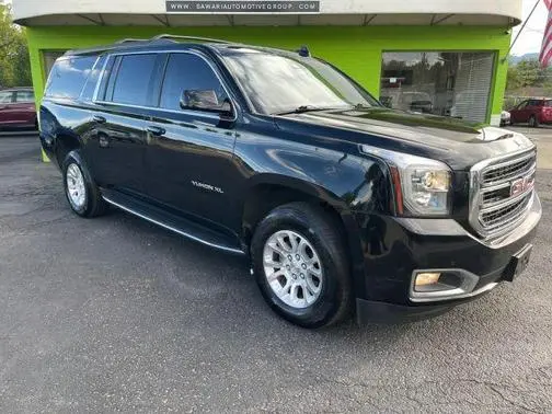 2017 GMC Yukon XL SLT 4WD photo
