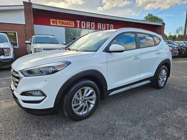2017 Hyundai Tucson SE AWD photo