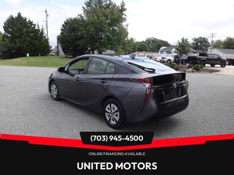 2017 Toyota Prius Four FWD photo