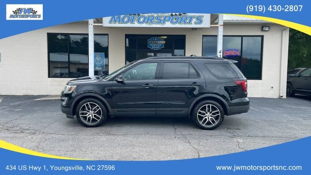 2017 Ford Explorer Sport 4WD photo
