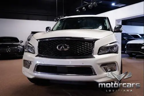 2017 Infiniti QX80  RWD photo