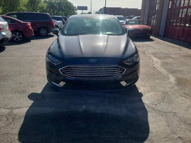 2017 Ford Fusion SE FWD photo